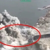 thumbnail - ‘푸틴 모르게’ 대형 다리 파괴…택배 드론 이용한 신박한 전술 성공