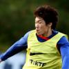 맨유 쾌승 주변인 박지성, 믹스트존에서는 나카무라와 대조