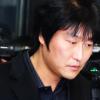 [NOW포토] 고개숙인 송강호, 故박광정 빈소 조문
