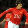 英언론 “박지성, 맨유 재계약에 떨고 있다”