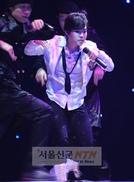 [NOW포토] ‘여자 세븐’ 메이다니, 화려한 댄스