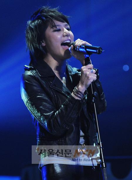 [NOW포토] 디어 클라우드, 파워풀한 열창