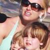 브리트니 스피어스, 두 아들과 행복한 휴가’뜨거운 모성’ 눈길