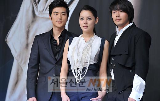[NOW포토] ‘남자이야기’ 남녀 주인공 한자리