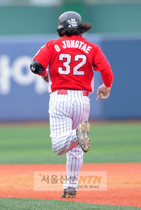 [NOW포토] 오정태, 긴머리 휘날리며