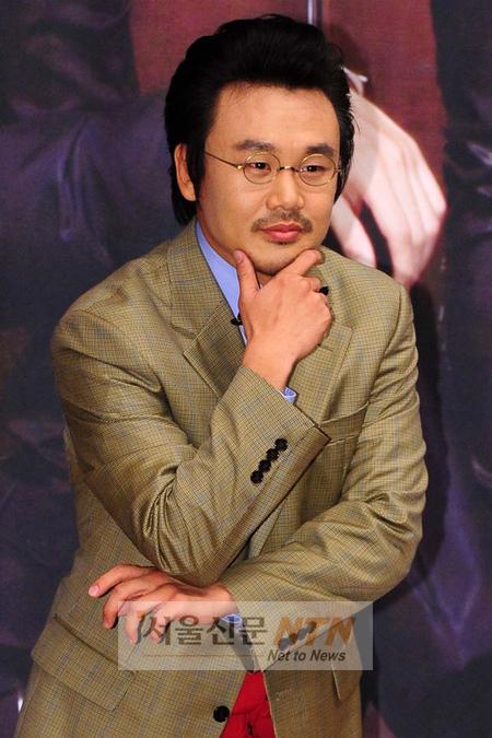 [NOW포토] 김인권, 중견배우 다운 포즈로 찰칵!