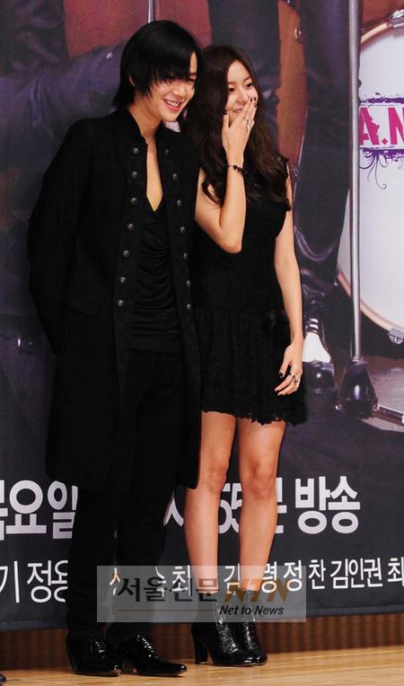 [NOW포토] 장근석·유이 “우리는 사랑하는 사이?”