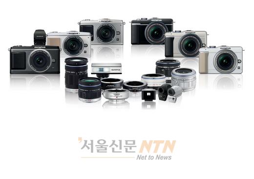 올림푸스 ‘PEN E-PL1’, 1분에 10대씩 팔려