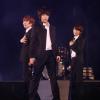 슈퍼주니어, 베트남 첫 공연에 4만5천 팬 ‘열광’