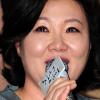담배 피우는 여배우를 향한 우리의 시선