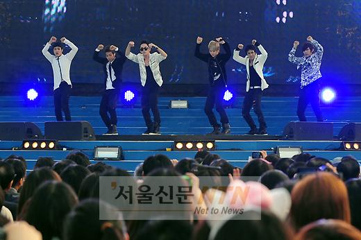 [NTN포토] 비스트, 신나는 축하 무대