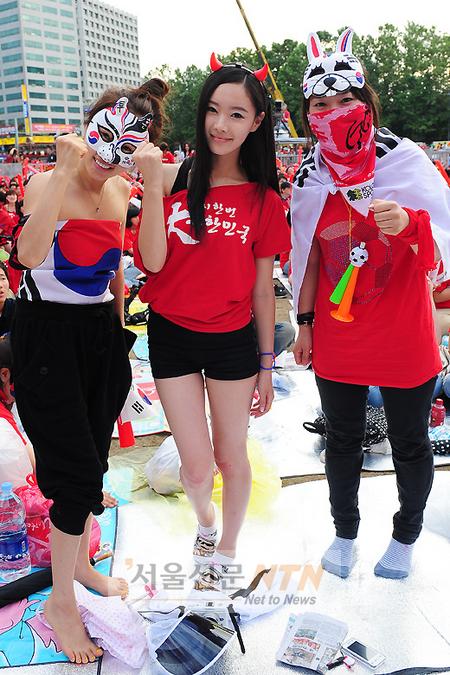 [NTN포토] ‘섹시한 붉은악마’ 대한민국 화이팅!