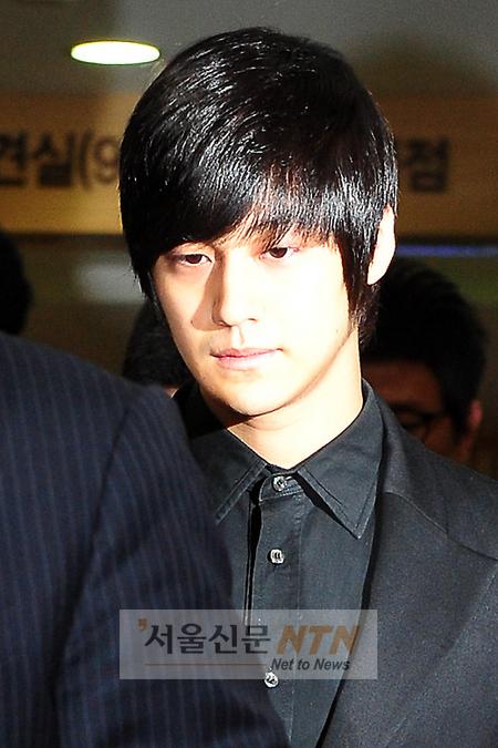 [NTN포토] 김범, 굳게 다문 입술