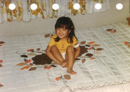 호란, 31번째 생일 맞아 어린시절 사진 공개