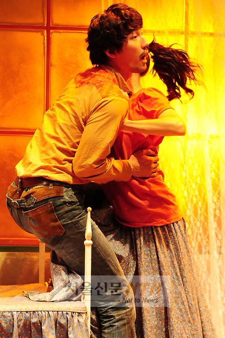 [NTN포토] 한정수, 김정화에게 당하는 뼈아픈 일격