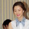 [NTN포토] 박수진 ‘앞도 조심, 뒤도 조심’