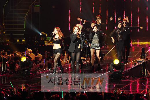 [NTN포토] 브아걸, ‘팬들과 신나는 무대’