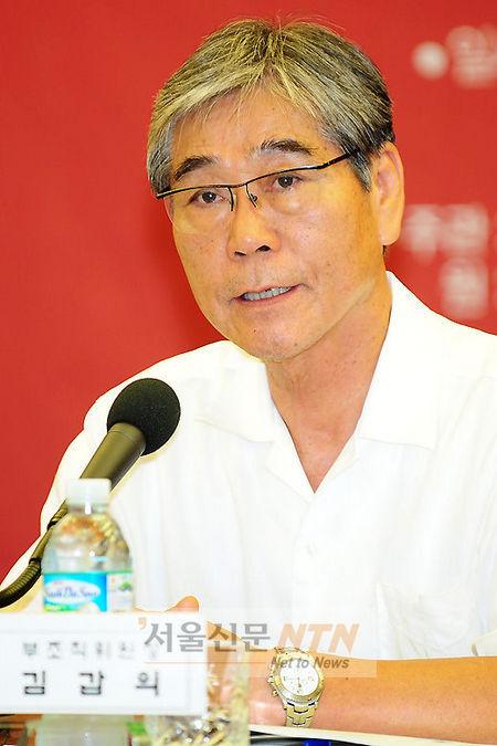 [NTN포토] 김갑의 부위원장, “예산문제로 사라지는 영화제 어디에도 없다”
