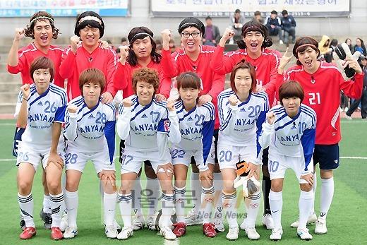 [NTN포토] ‘와우맨’ 팀 ‘한양여대 축구팀과 세기의 대결’