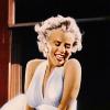 마릴린 먼로 ‘통풍구 드레스’ 경매 낙찰가 무려…