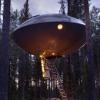 ‘숲속에 UFO가?’…스웨덴 이색 호텔 눈길