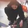 中20대 여성, 쓰러진 노숙자에 ‘인공호흡’ 화제