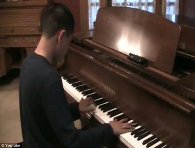 천재 맹인 피아니스트