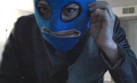 괴한 장난질하는 남친