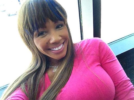 모델 출신 고스트헌터