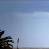 화창한 날씨 속 순식간에 나타난 ‘회오리 바람’ 포착