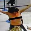 女승객, 공항 검색대서 속옷까지 벗고…동영상 충격