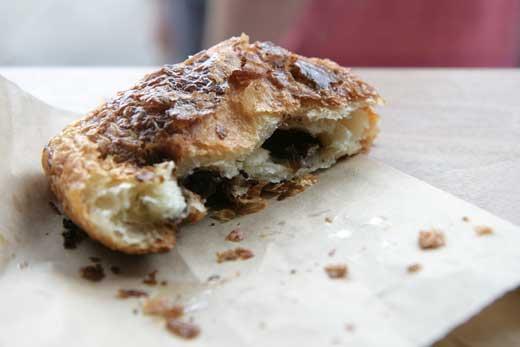 ‘타르틴 베이커리’의 초콜릿 크루아상