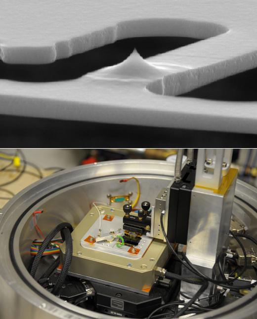 마이크로미터 인쇄 장치 팁(위쪽)과 본체 모습