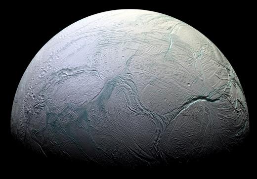 토성의 달 엔셀라두스(Enceladus)