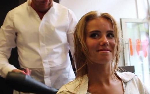 로레알과 모델 계약 후 티저 영상을 촬영하고 있는 벨기에 소녀 팬(로레알 비디오 캡쳐)