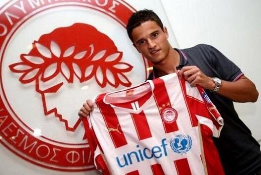 올림피아코스에 입단한 아펠라이