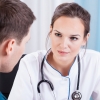환자들은 女의사의 말을 더 신뢰…이유는?