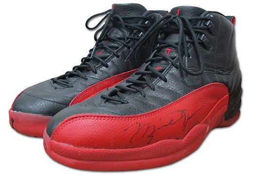 마이클 조던 ‘플루 게임’ 농구화