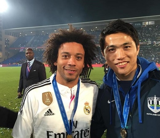 레알 마드리드 수비수 마르셀로와 김대욱