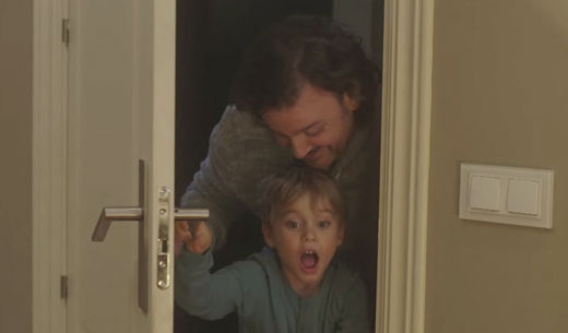 산타앱 홍보 영상 한 장면.