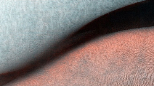 6. 화성의 아름다운 모래 패턴