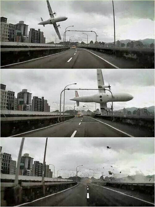 [포토] 58명 태운 대만 여객기 고가 도로와 충돌 추락