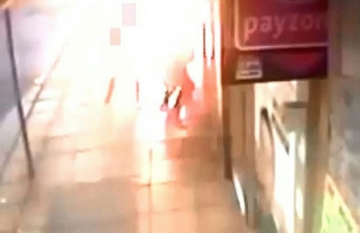 맨홀 폭발 직후