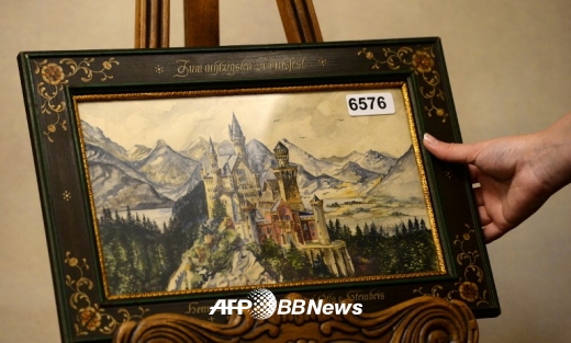 루트비히 2세의 노이슈반슈타인성, 10만유로 낙찰