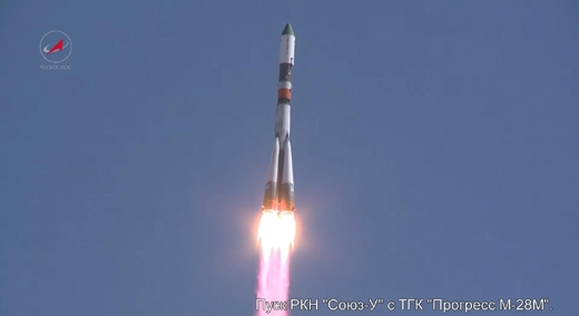 ‘프로그레스 M-28M’ 우주화물선을 탑재한 소유즈-U 로켓