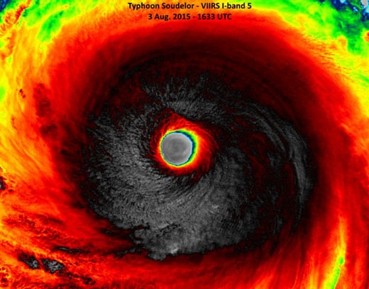 NOAA 위성에 포착된 태풍 ‘사우델로르’