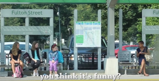 “너희는 그런 말이 재미있다고 생각하니?”