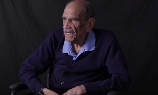 “사랑하라. 당신도 언젠가 나이가 든다. 당신은 아직 소중한 사람이 누구인지를 모른다”