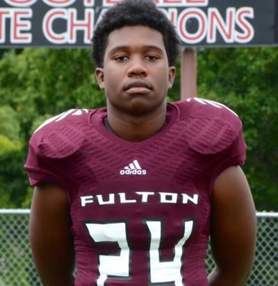 여학생 3명을 구하고 목숨을 잃은 미식축구선수 재비언 돕슨(15).