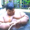 세상에서 가장 뚱뚱한 어린이…10살에 무려 192kg